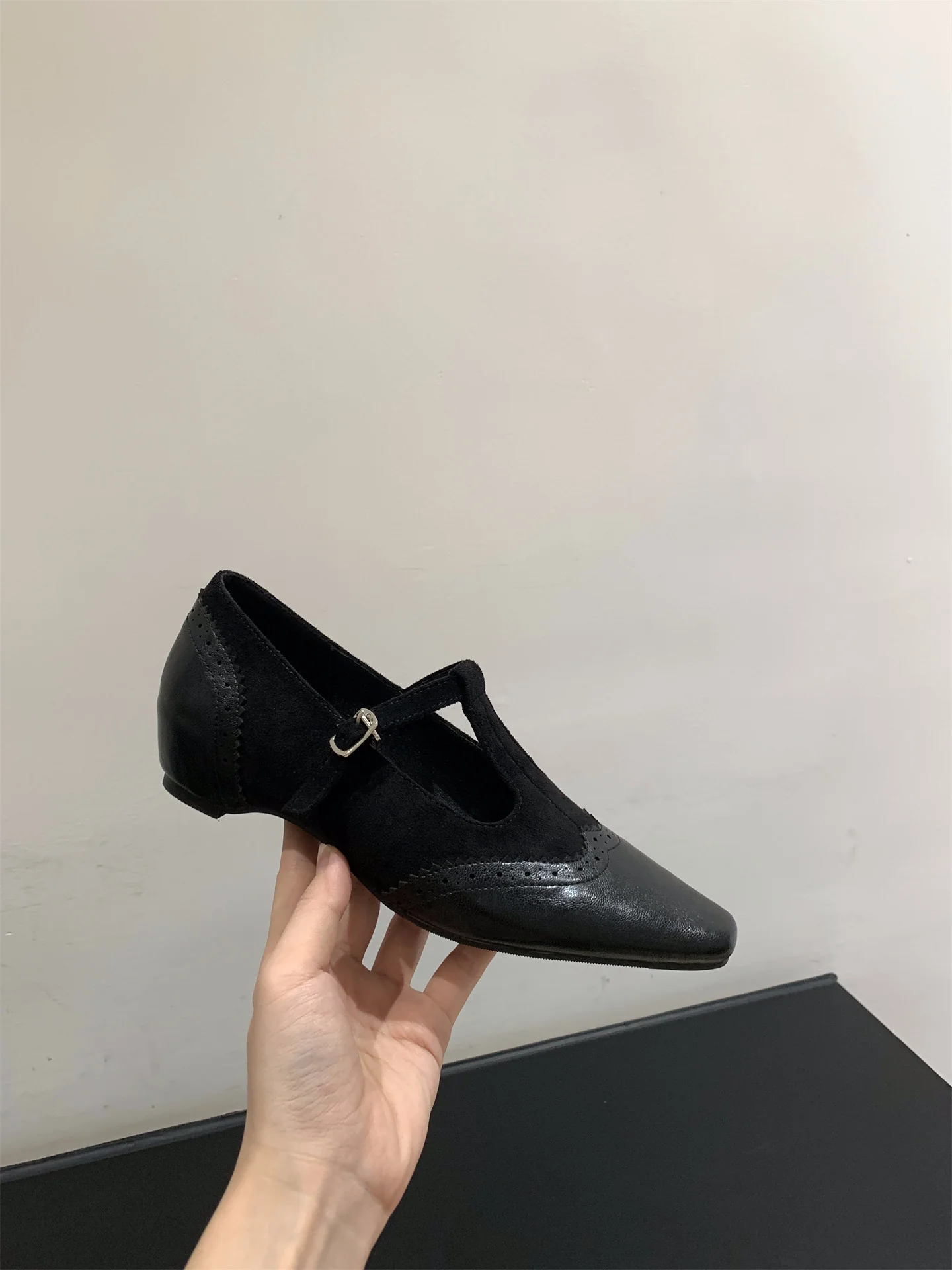 Damen elegante Schnürschuhe mit modischer Schnallenverzierung Heidi Mode - Image 8