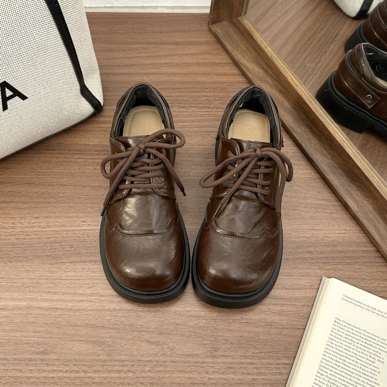 Damen elegante Schnürschuhe mit robustem Absatz und hochwertigem Leder Heidi Mode