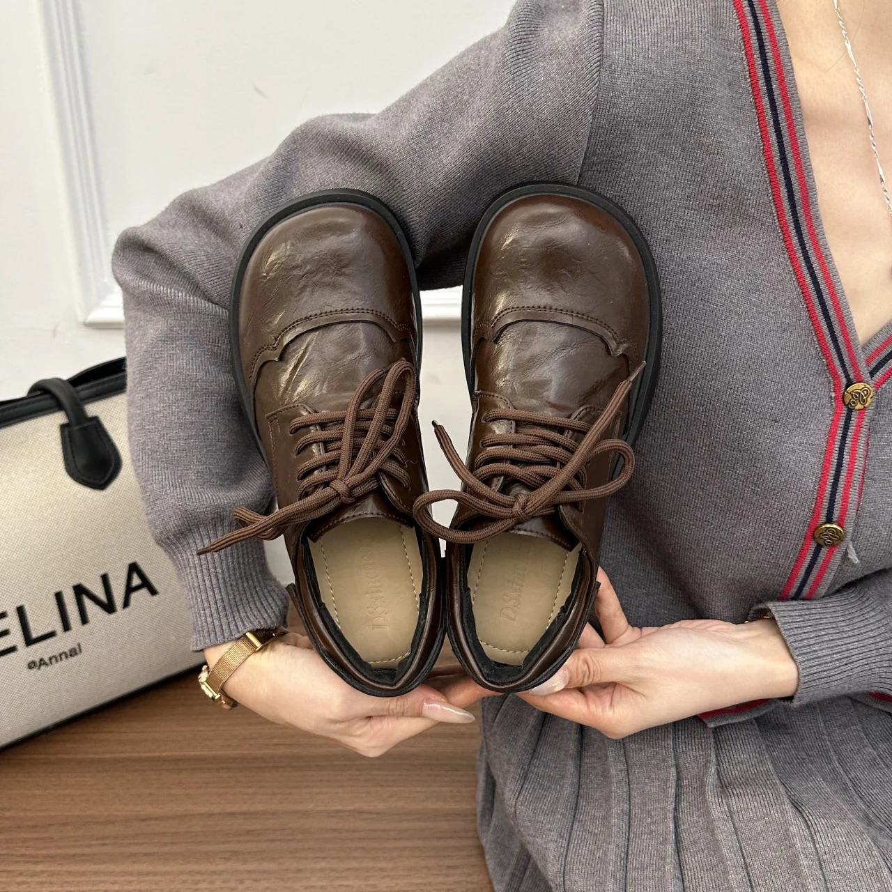 Damen elegante Schnürschuhe mit robustem Absatz und hochwertigem Leder Heidi Mode - Image 3