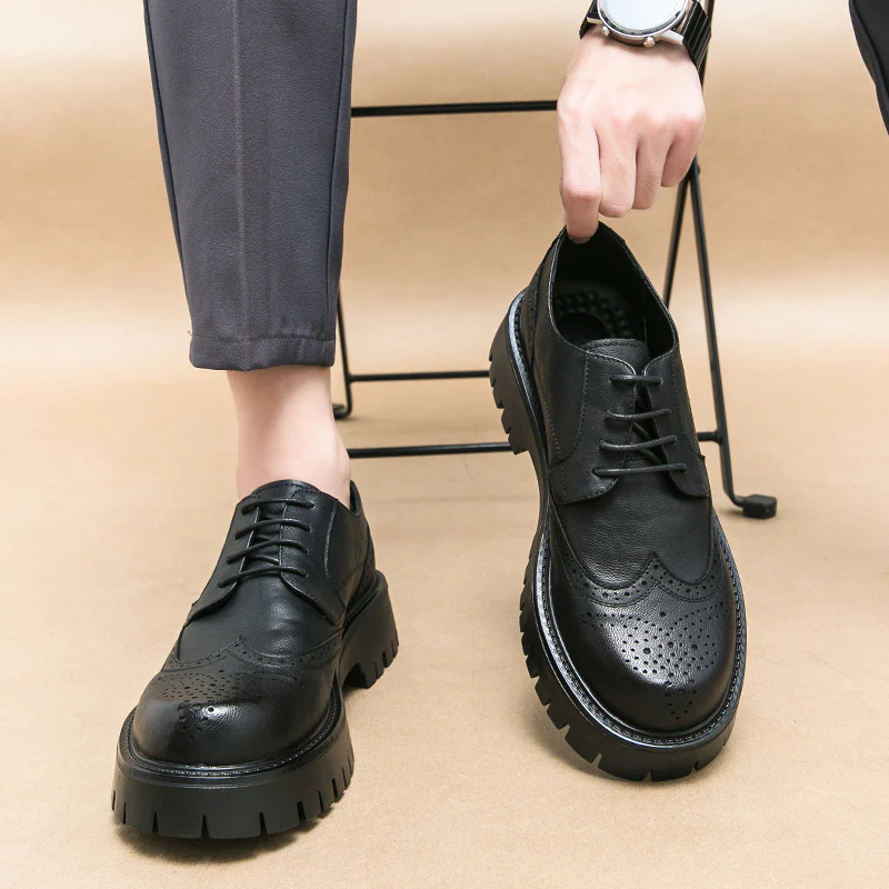 Damen Elegante Schnürschuhe mit robustem Profil und atmungsaktivem Obermaterial Heidi Mode - Image 2
