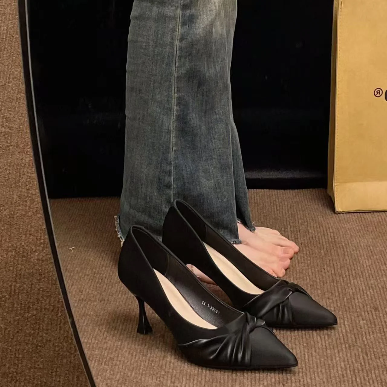 Damen Elegante Slingpumps mit asymmetrischem Detail und schmalem Absatz Heidi Mode - Image 2