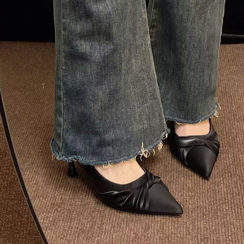 Damen Elegante Slingpumps mit asymmetrischem Detail und schmalem Absatz Heidi Mode - Image 5