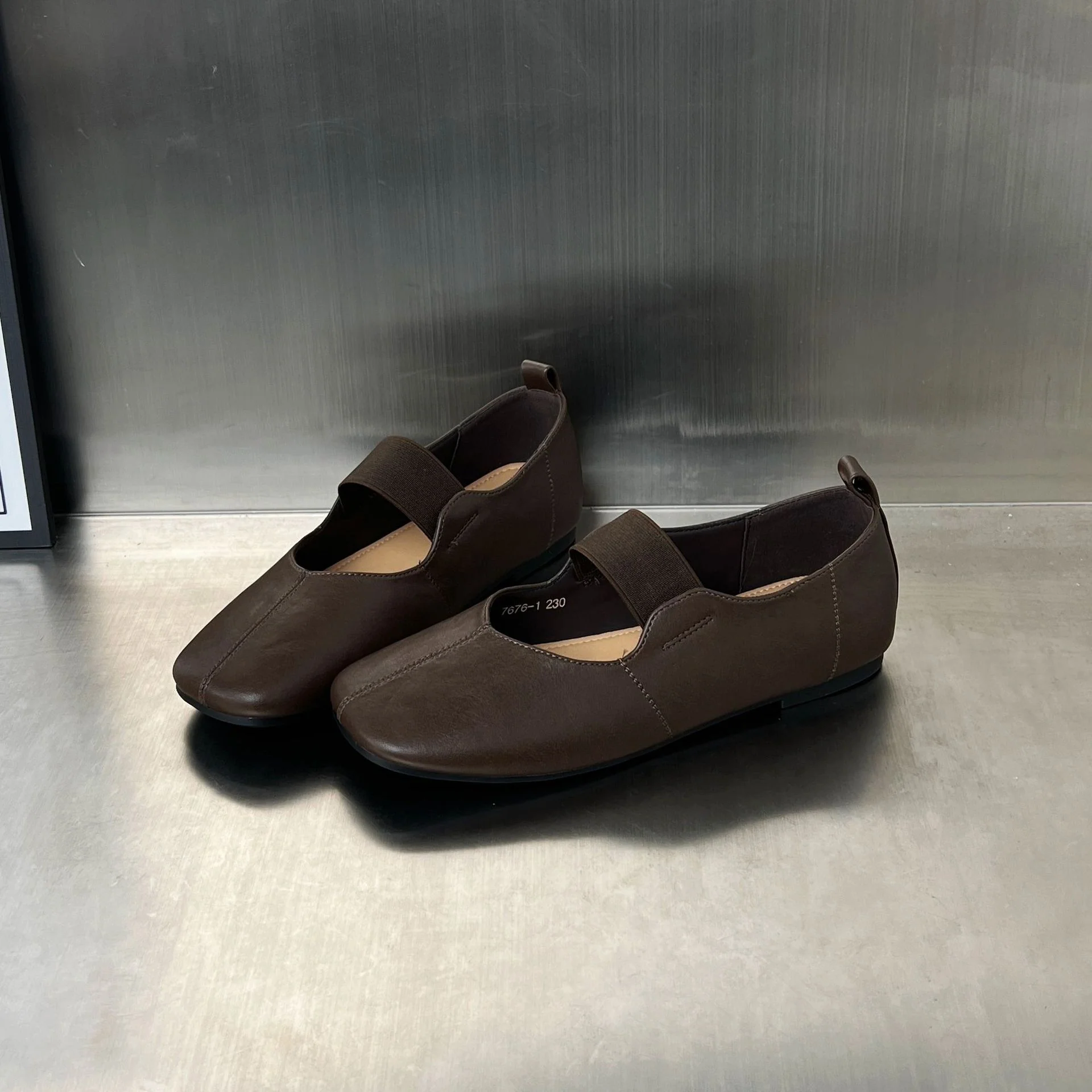 Damen Elegante Slip-On Schuhe mit modischem Riemenverschluss Heidi Mode - Image 2