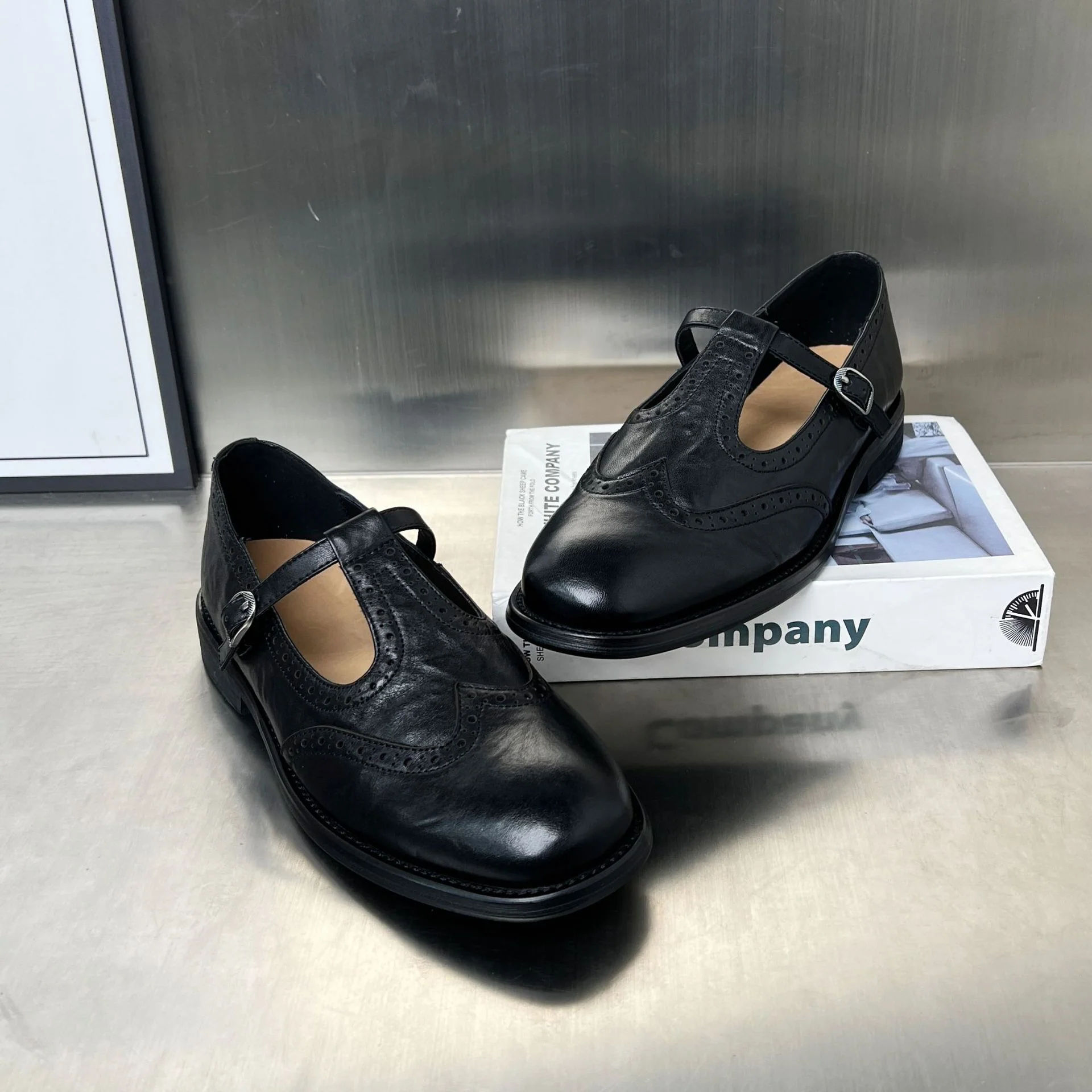 Damen elegante Slipper mit modischen Schnallen und luftigem Design Heidi Mode - Image 2