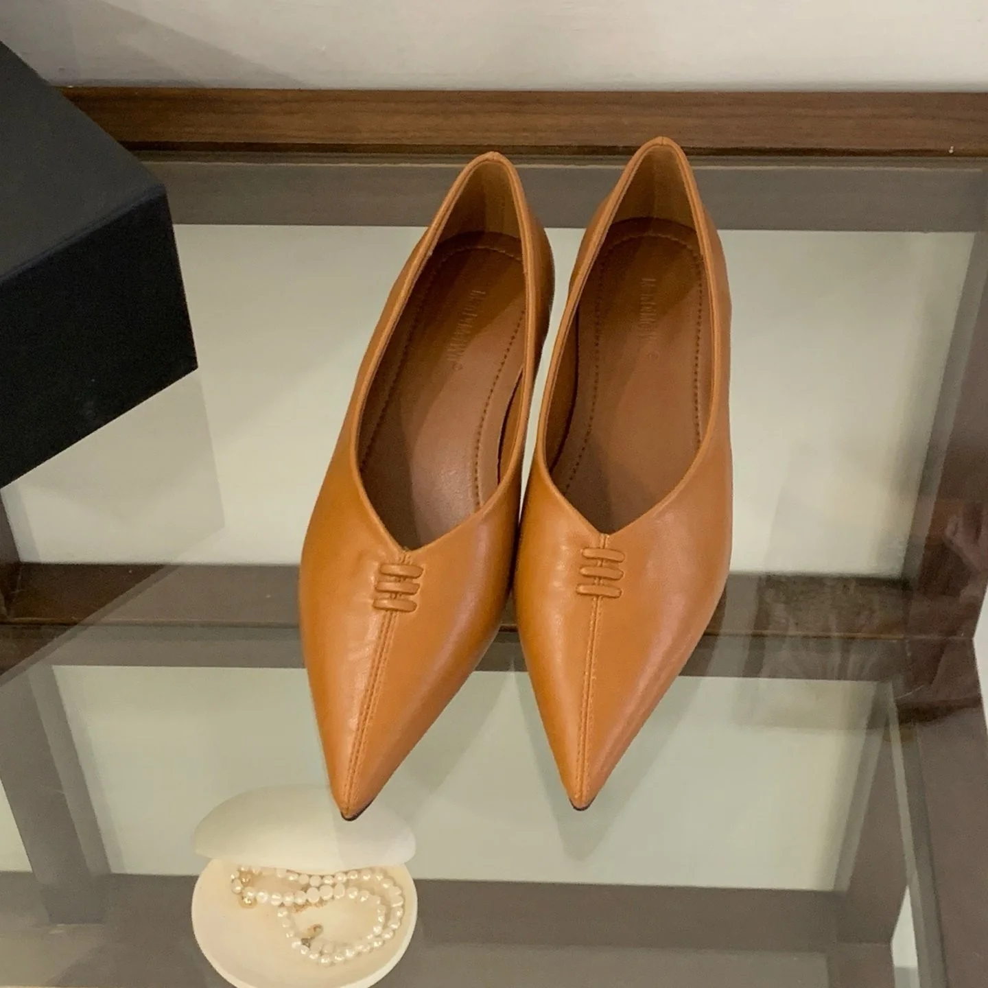Damen elegante spitze Ballerinas mit modischem Metallfussbett Heidi Mode - Image 4