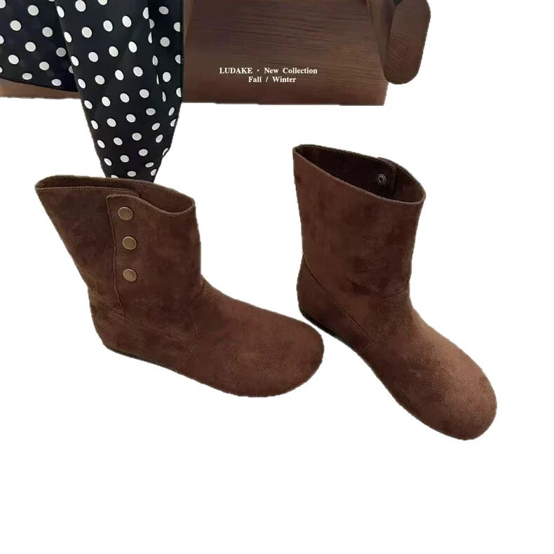 Damen Elegante Stiefel mit modischer Knopf-Dekoration Heidi Mode - Image 5