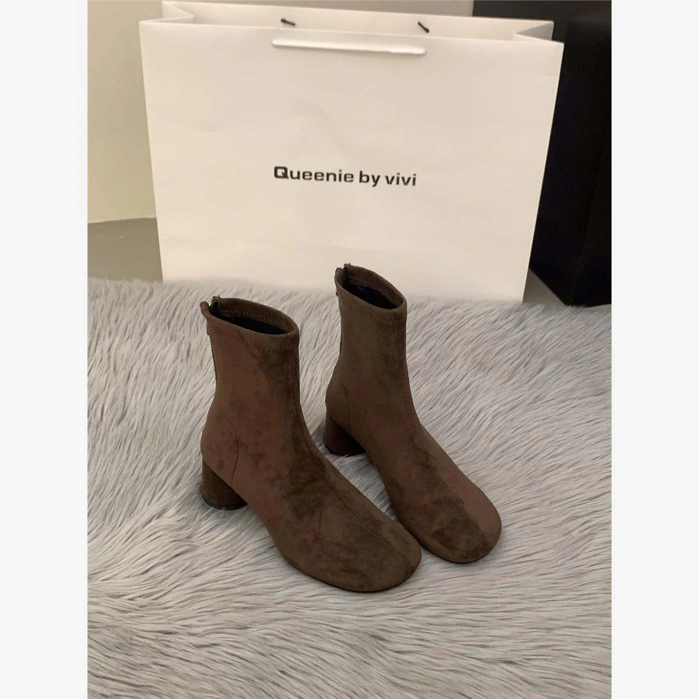 Damen Elegante Stiefeletten mit modischem Blockabsatz und Reißverschluss Heidi Mode - Image 7