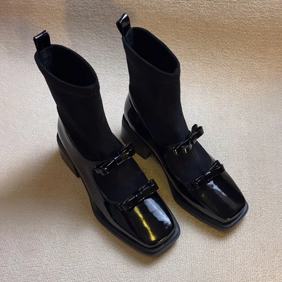 Damen elegante Stiefeletten mit modischem Cut-Out-Design und dekorativen Schleifen Heidi Mode - Image 3