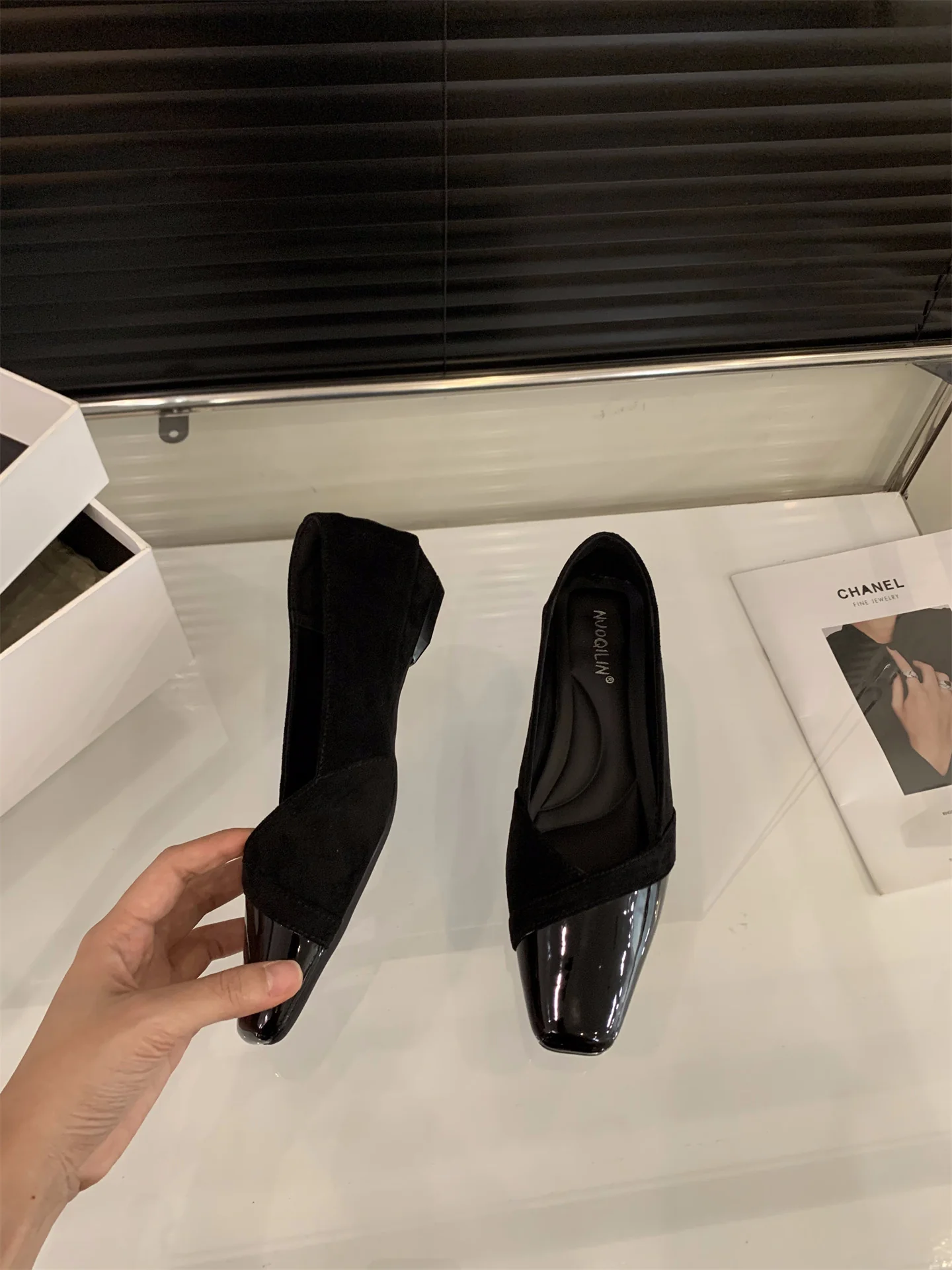 Damen elegante Stiefeletten mit modischem Glanz und komfortablem Fußbett Heidi Mode - Image 6