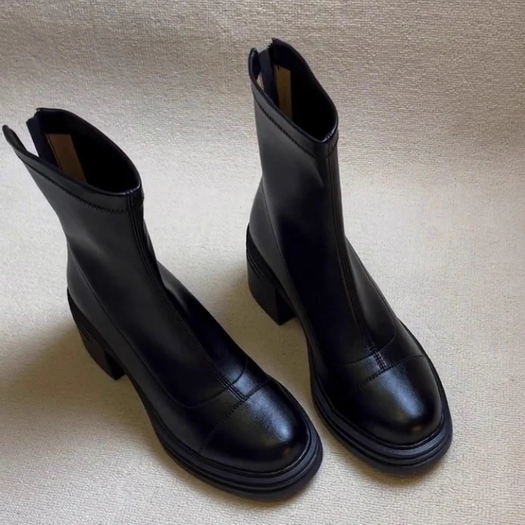 Damen elegante Stiefeletten mit modischem Reißverschluss und robustem Blockabsatz Heidi Mode - Image 6