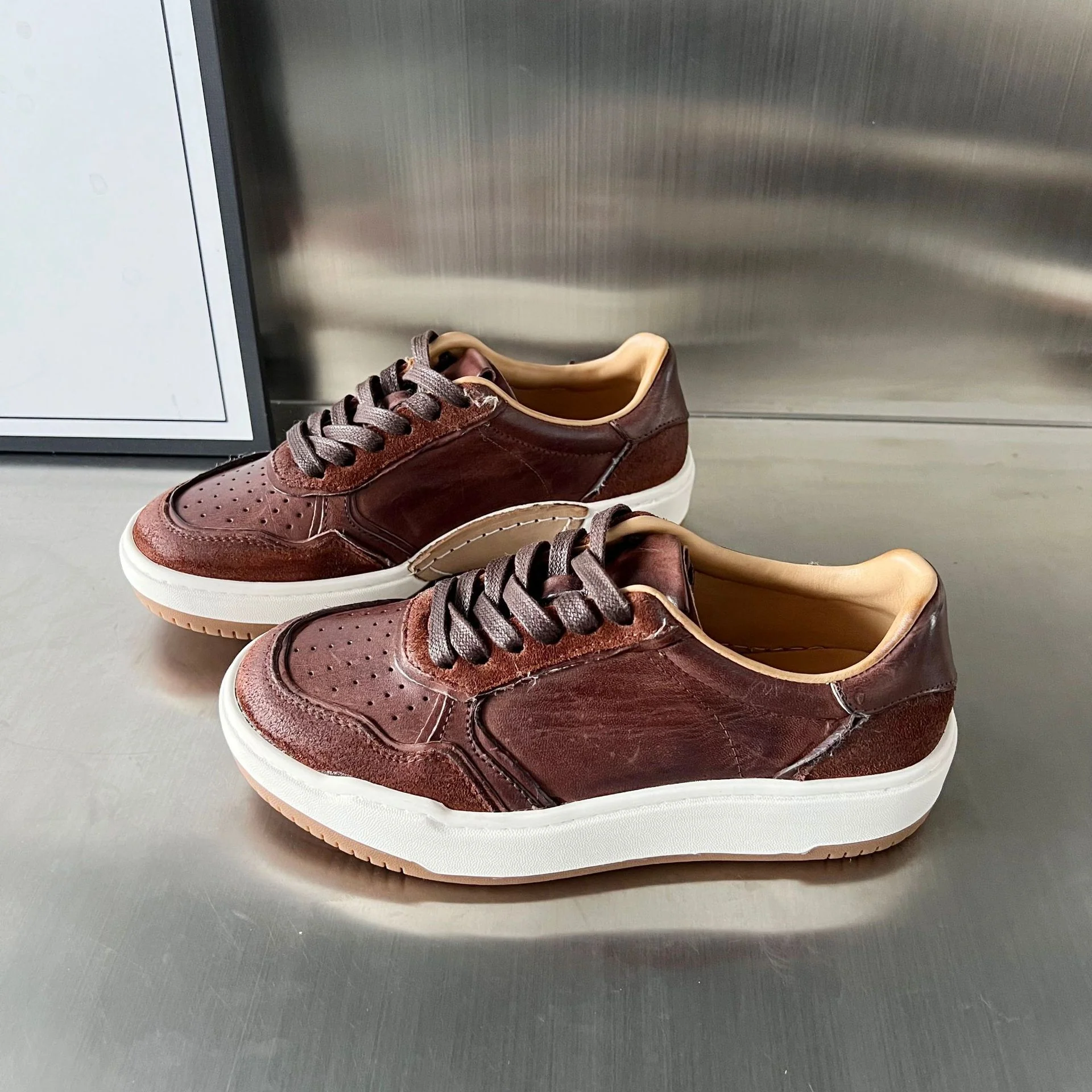 Damen Elegante und bequeme Sneakers aus hochwertigem Leder Heidi Mode