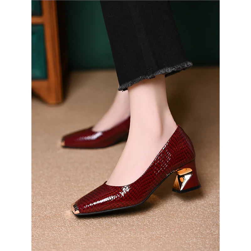 Damen Elegante und schicke Pumps mit glänzendem Finish Heidi Mode - Image 2