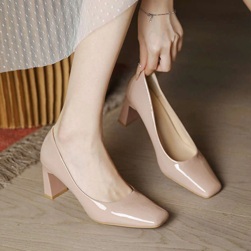 Damen Elegante und zeitgemäße Pumps mit blockierendem Absatz Heidi Mode - Image 4