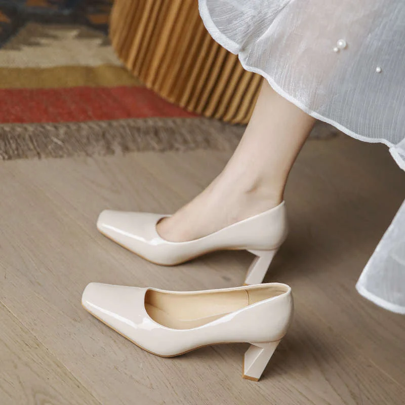 Damen Elegante und zeitgemäße Pumps mit blockierendem Absatz Heidi Mode - Image 7