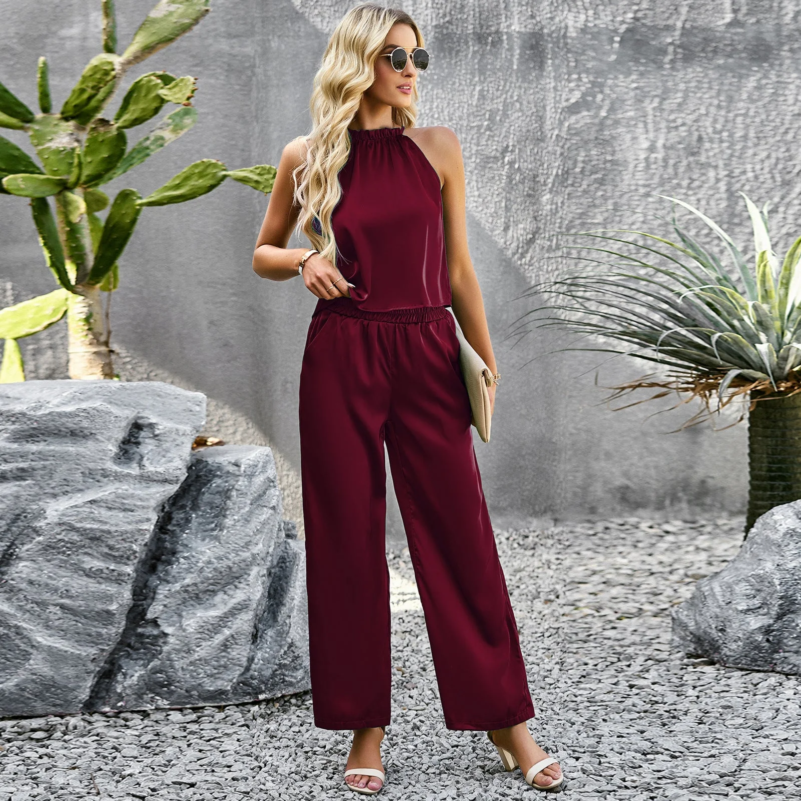 Damen Eleganter Jumpsuit mit Ausgestelltem Bein und Hohem Kragen Heidi-Mode - Image 4