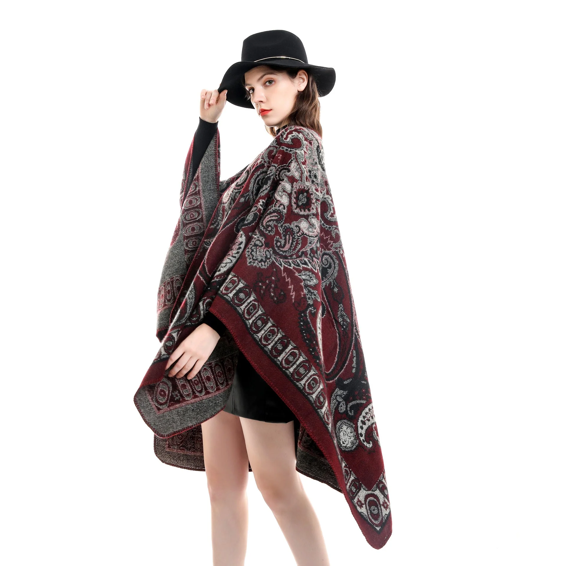 Damen Eleganter Poncho mit Kunstvollem Floralen Muster und Luxuriösem Feel Heidi-Mode - Image 5