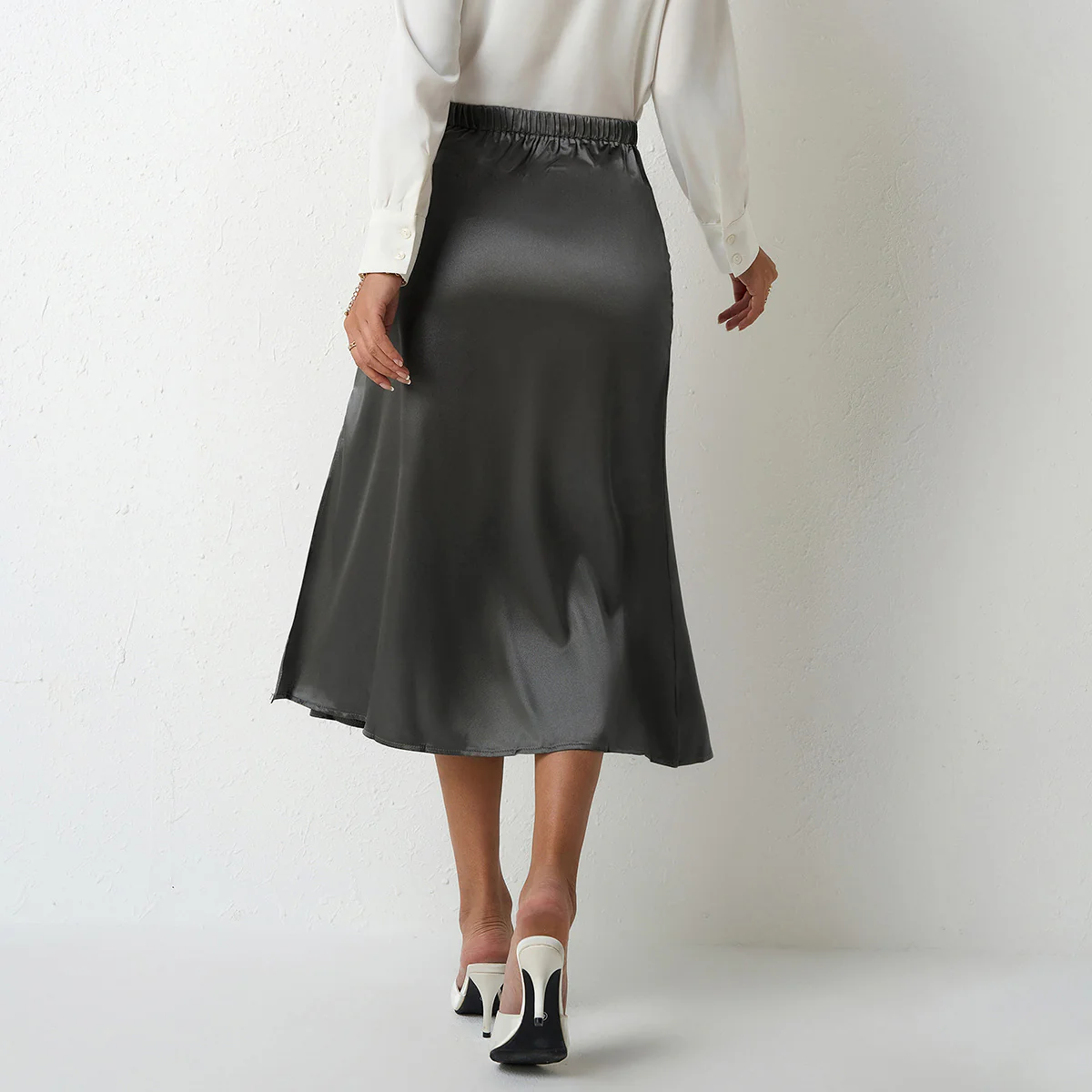Damen eleganter Satin-Midirock mit fließendem Schnitt und hohem Bund Heidi Mode - Image 10