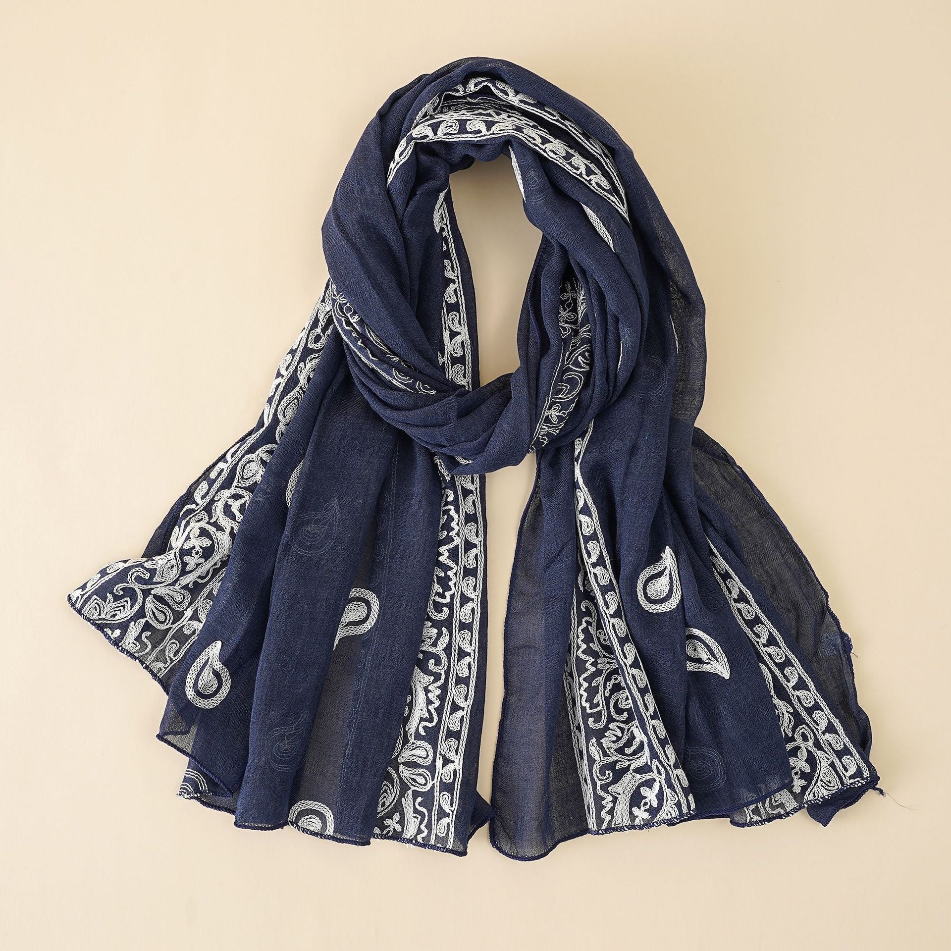 Damen Eleganter Schal Aus Hochwertigem Chiffon mit Filigraner Stickerei Heidi-Mode - Image 2