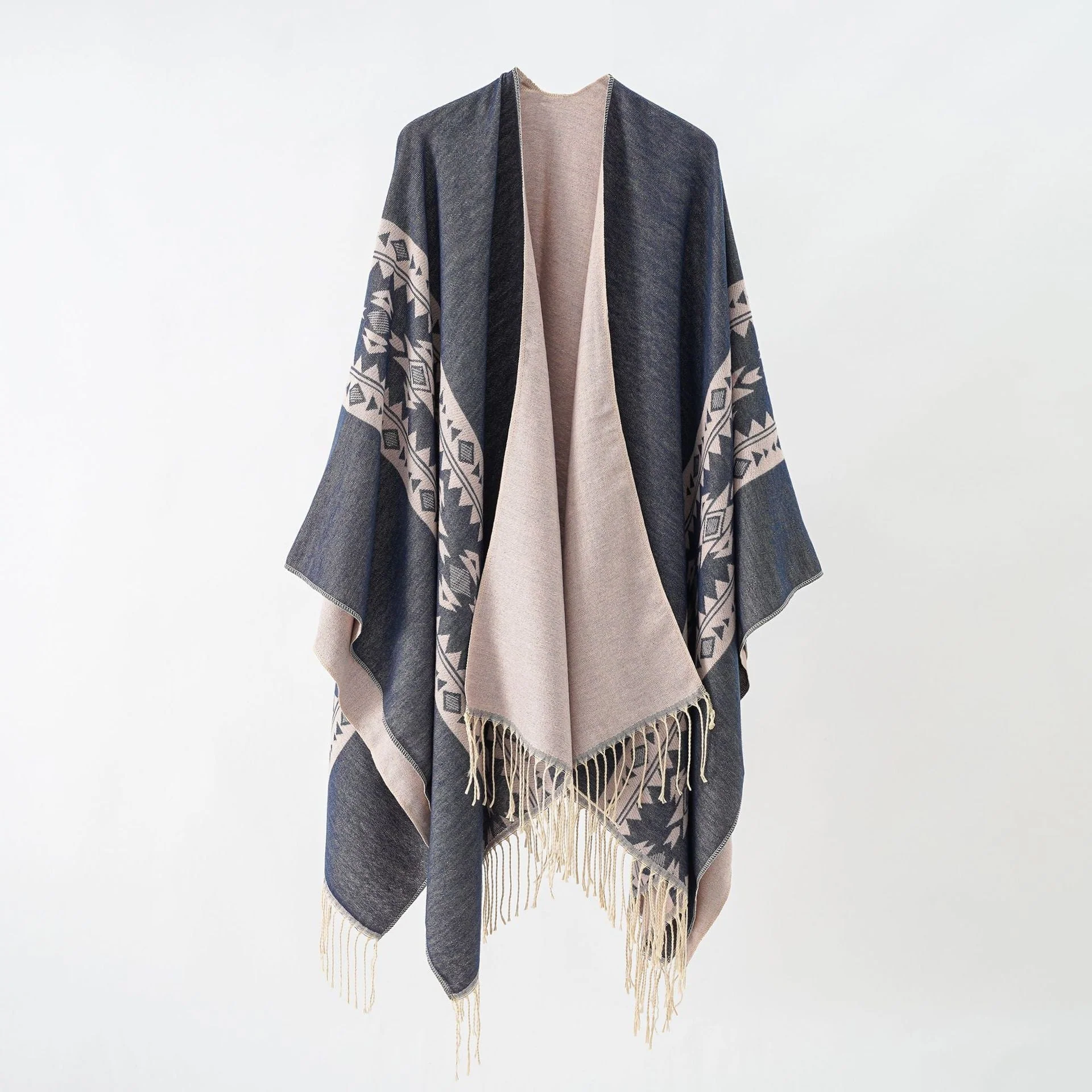 Damen Eleganter Strickponcho mit Kunstvollen Fransen und Floralen Akzenten Heidi-Mode - Image 4