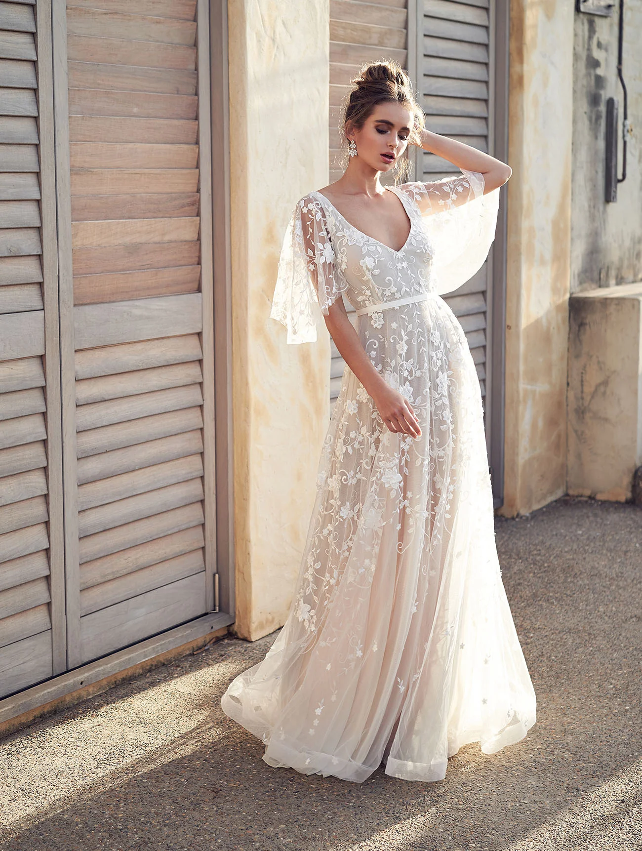 Damen Elegantes Maxikleid mit floralem Spitzenmuster und sanften Ärmeln Heidi-Mode - Image 6