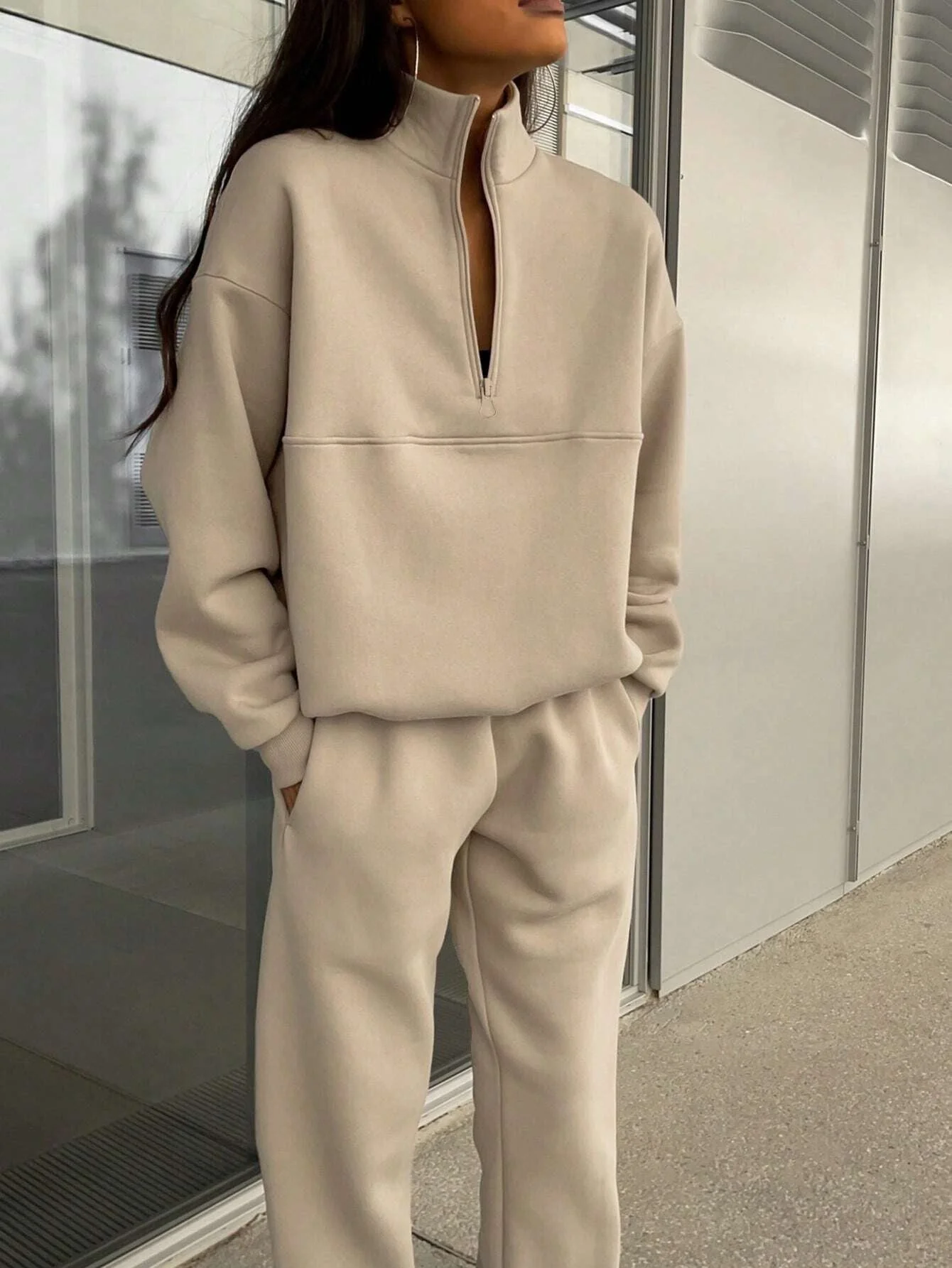 Damen Entspannter Oversized Pullover mit Halbem Reißverschluss und Bequemen Bündchen Heidi-Mode - Image 9