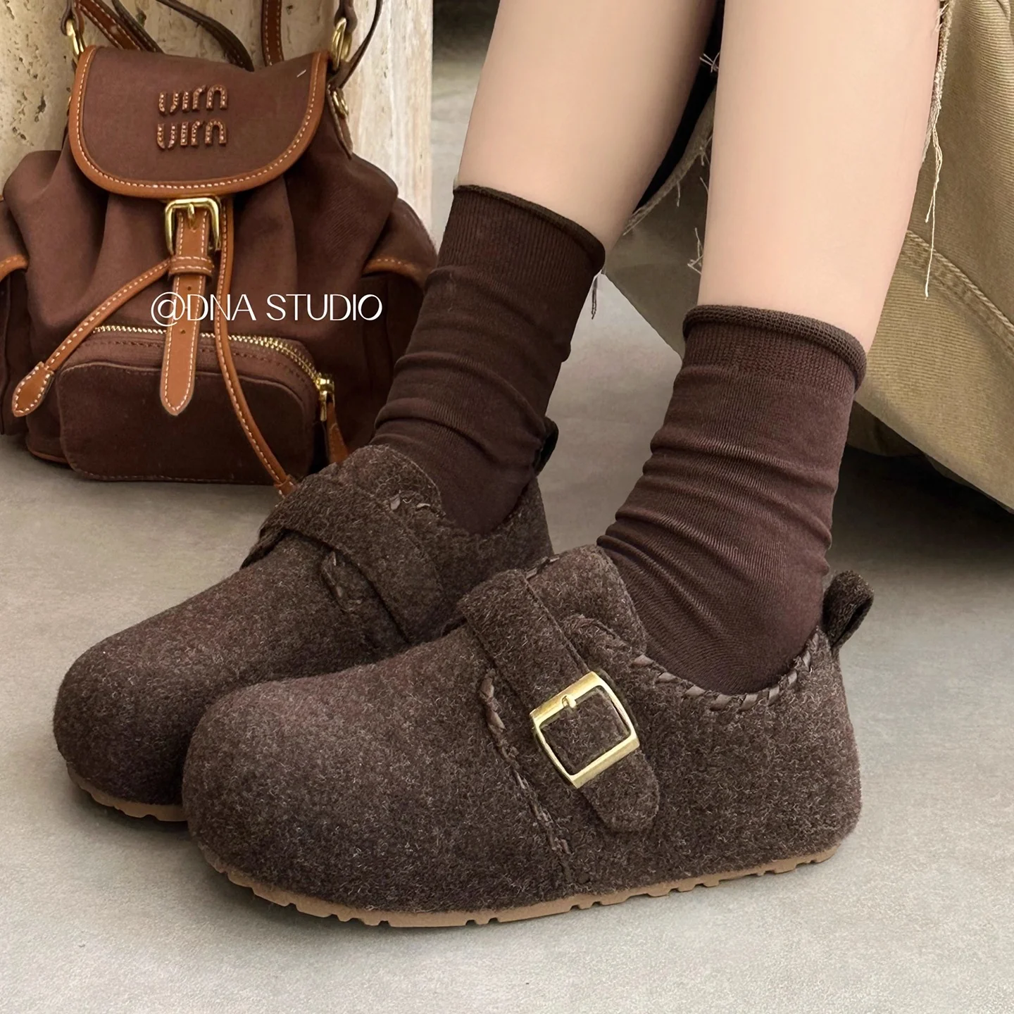Damen Filzclogs mit dekorativem Schnallenverschluss Heidi Mode - Image 3