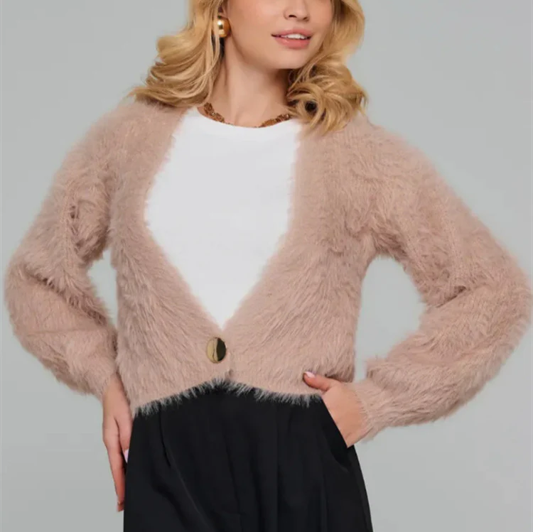 Strickjacke Damen flauschig oversized aus weichem Material - Image 9