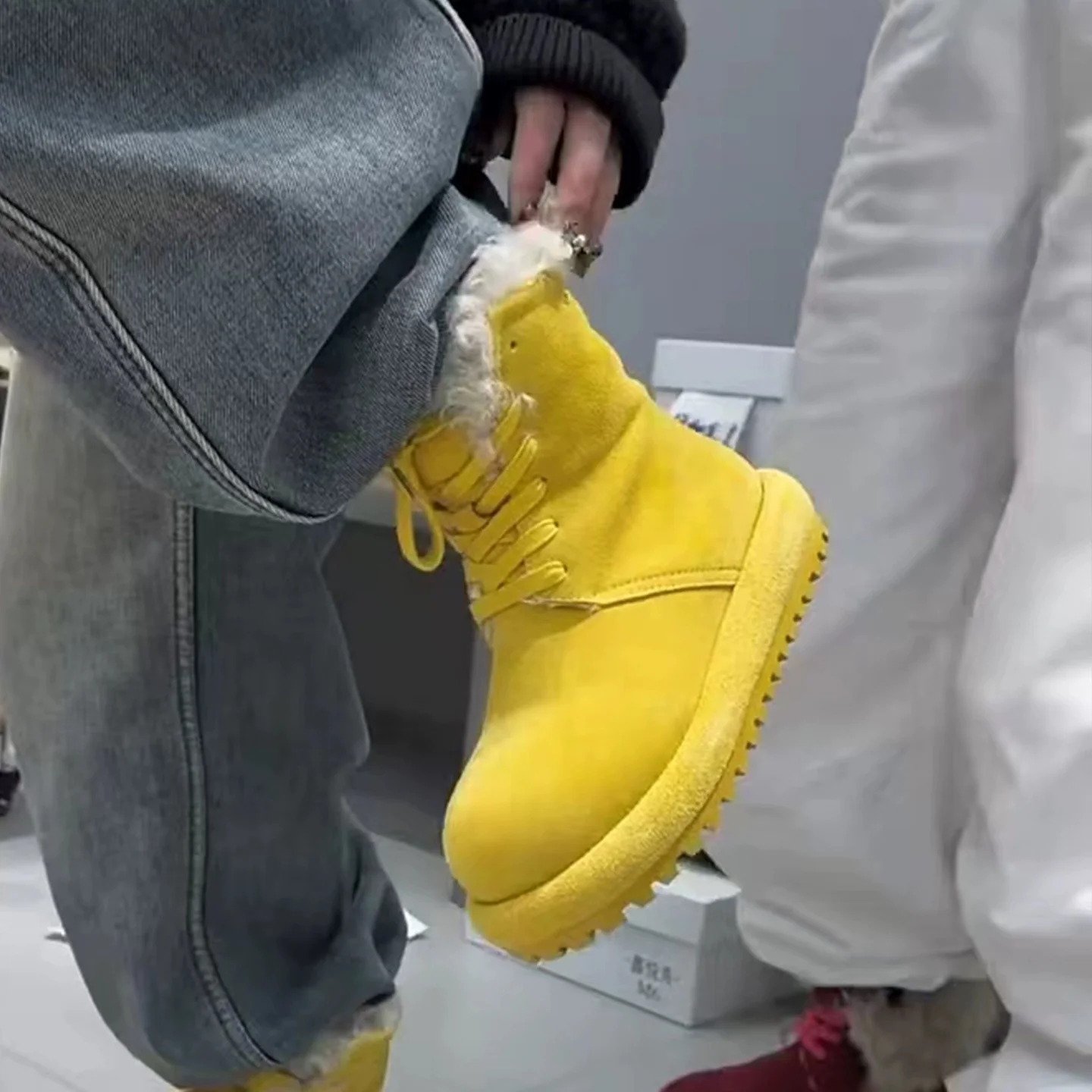 Damen Fleecegefütterte Winterboots mit rutschfester Sohle und modernem Design Heidi Mode - Image 3