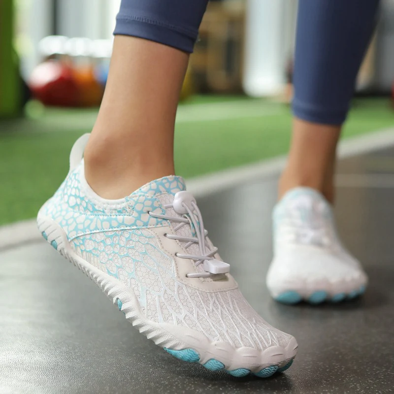Damen Flexible Aqua-Freizeitschuhe mit rutschfester Sohle und innovativem Schnellschnürsystem Heidi Mode - Image 3