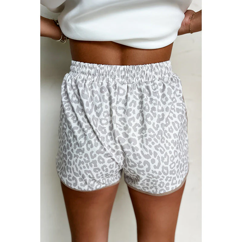 Damen Freizeit-Shorts mit Modischem Leopardenmuster und Elastischem Bund Heidi-Mode - Image 4