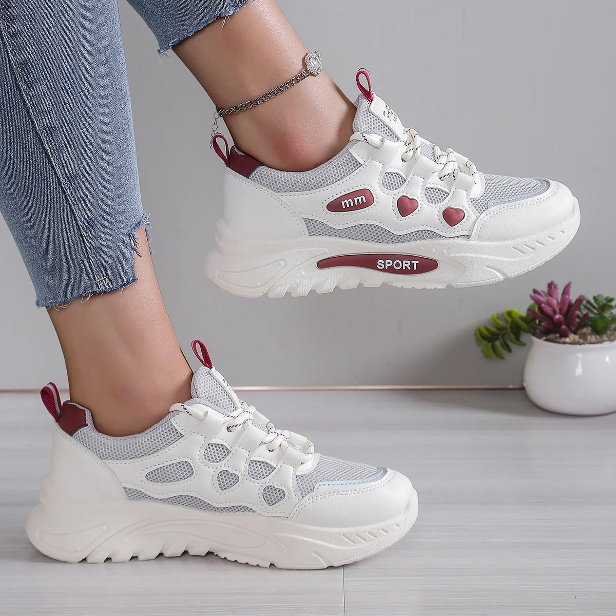 Damen Freizeit-Sneaker mit atemberaubendem Herz-Design und atmungsaktivem Obermaterial Heidi Mode - Image 4