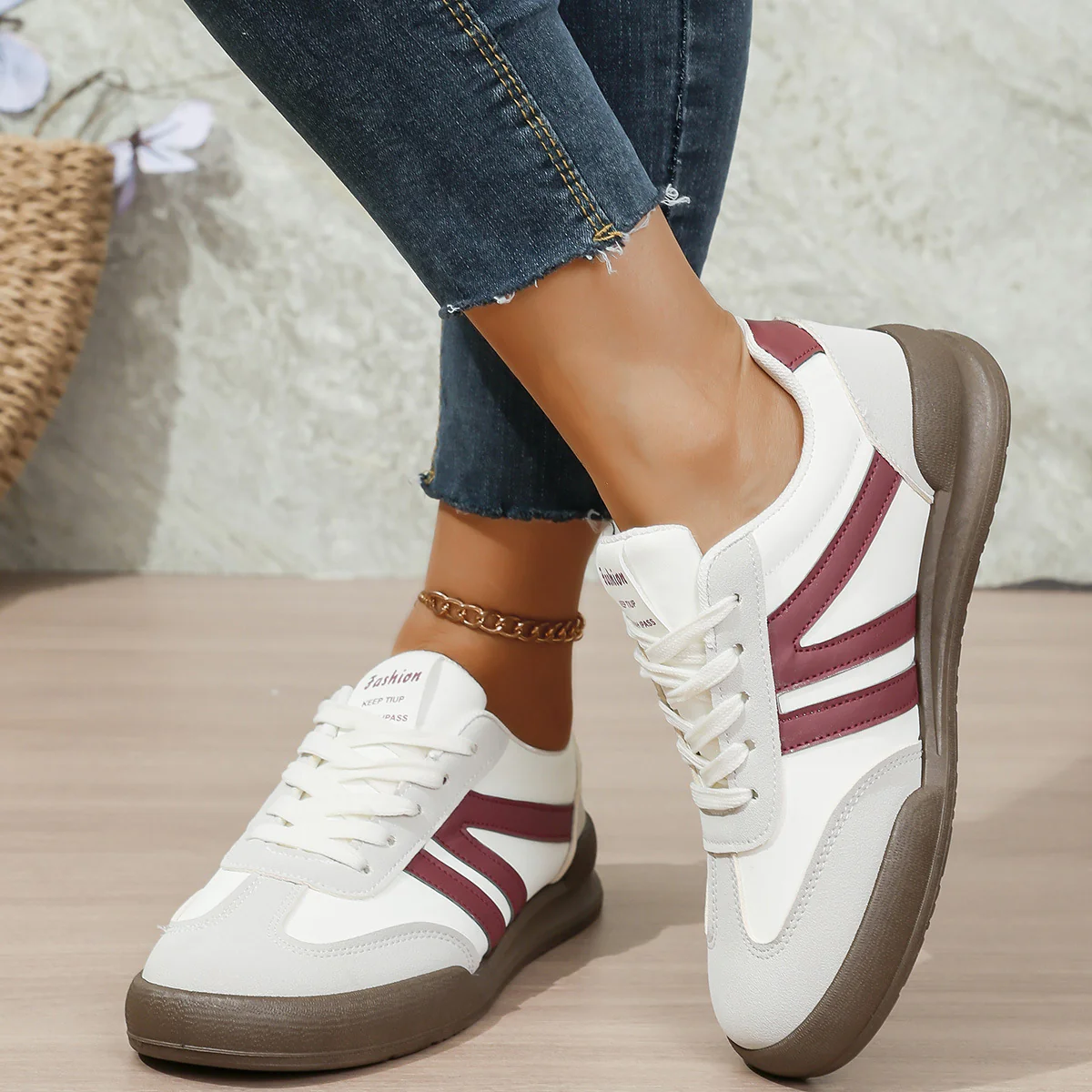 Damen Freizeit-Sneaker mit atmungsaktiver Obermaterialkombination und rutschfester Sohle Heidi Mode - Image 2