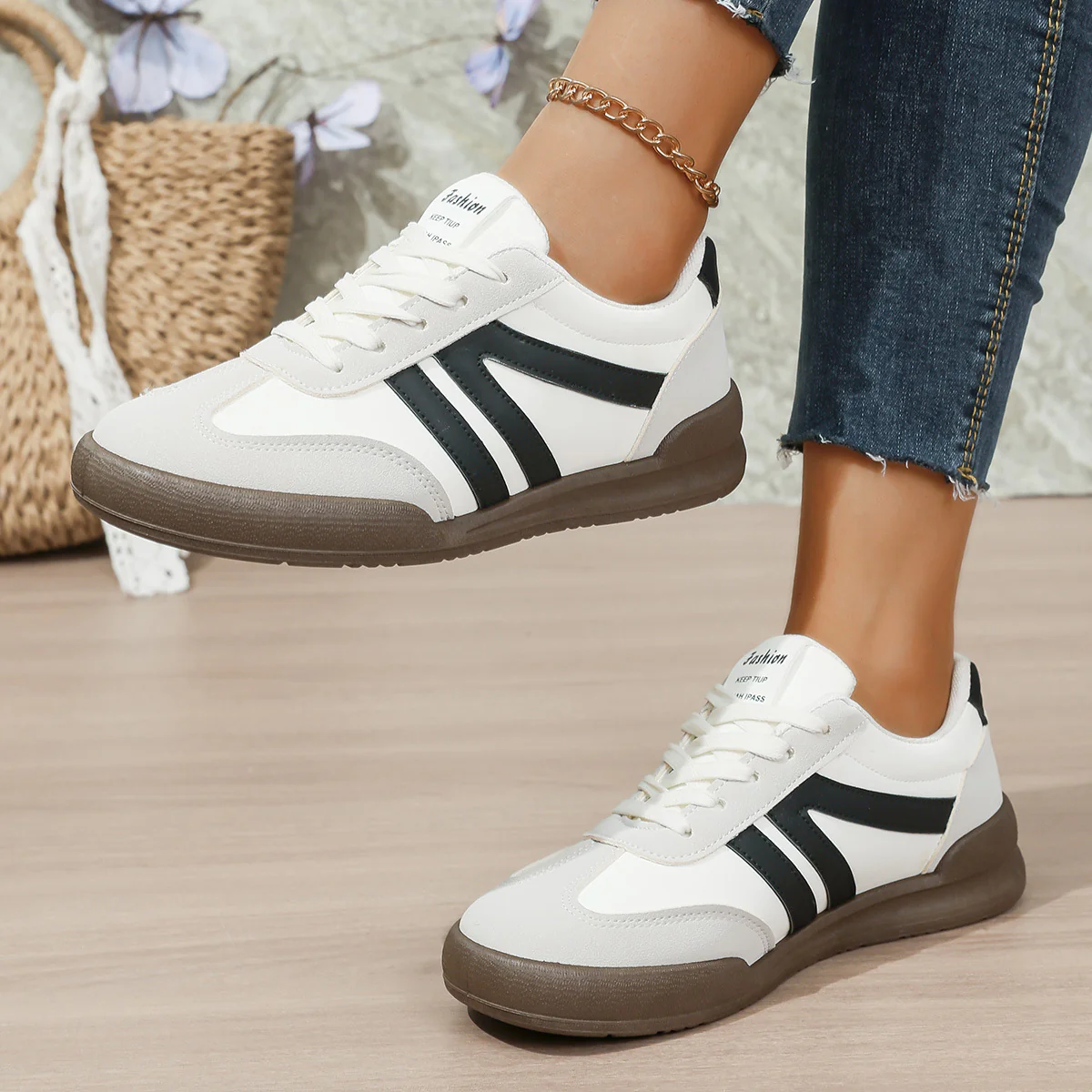 Damen Freizeit-Sneaker mit atmungsaktiver Obermaterialkombination und rutschfester Sohle Heidi Mode - Image 3