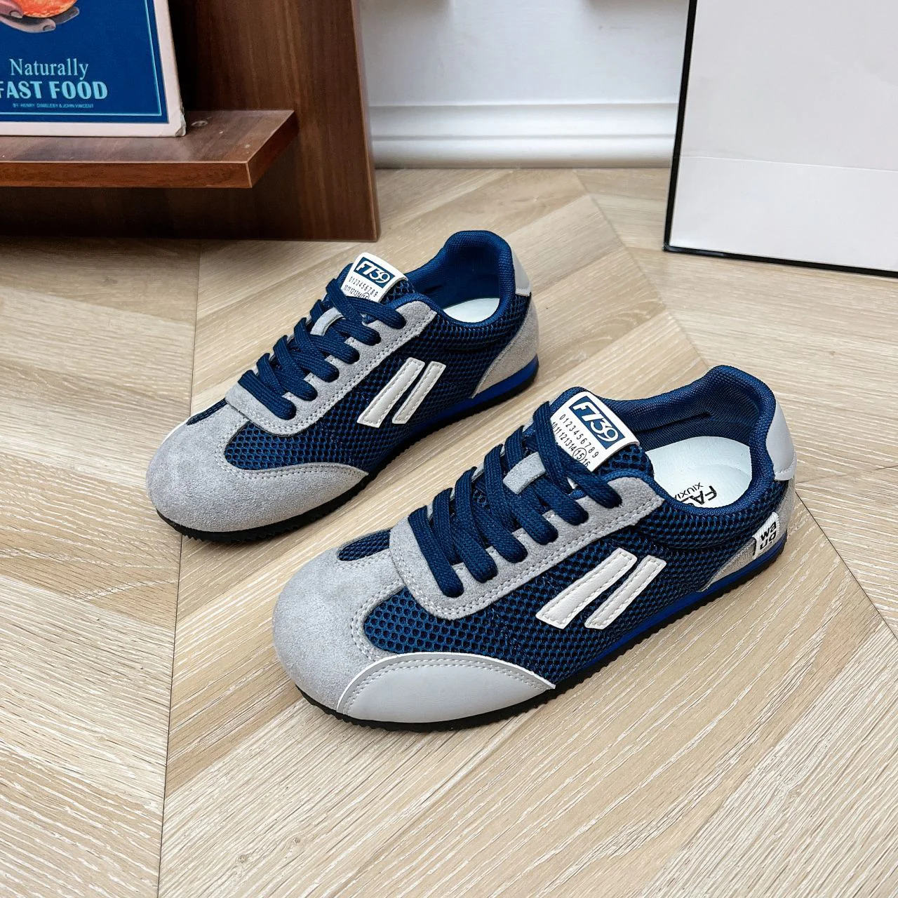 Damen Freizeit Sneakers mit atmungsaktiver Oberflächenstruktur und robustem Laufsohlenprofil Heidi Mode - Image 7