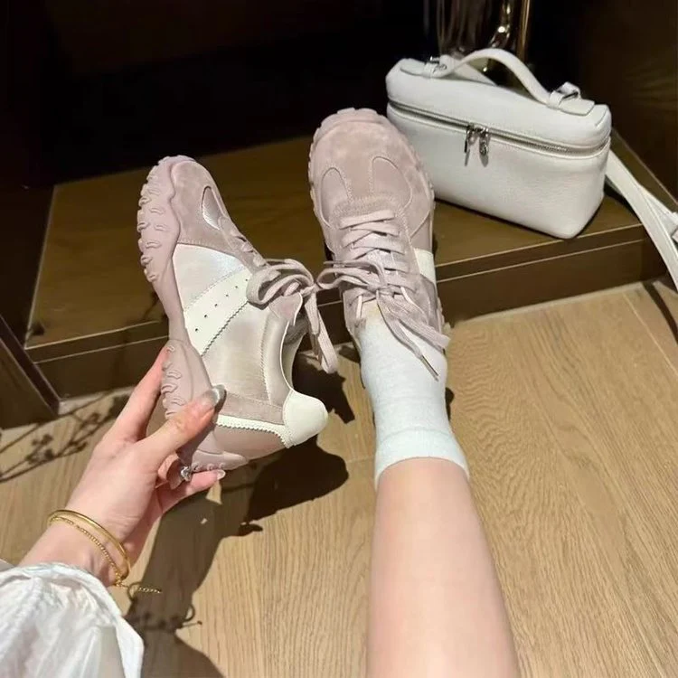 Damen Freizeitsneaker mit atmungsaktivem Obermaterial und flexiblem Sohlenprofil Heidi Mode - Image 3