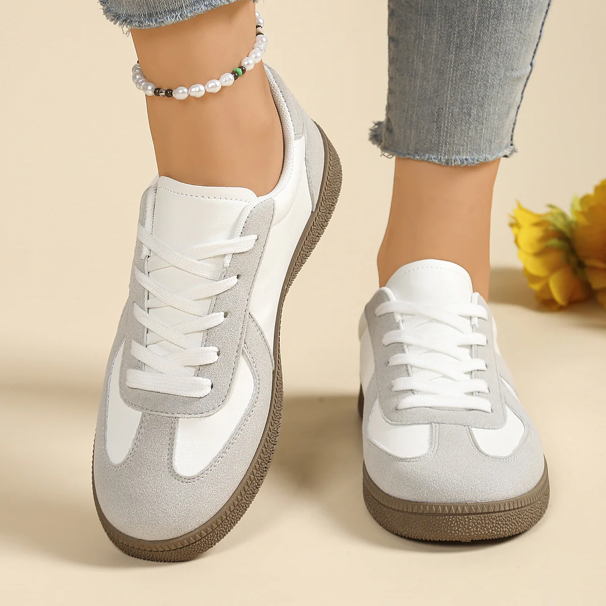Damen Freizeitsneaker mit sportlichem Design und rutschfester Sohle Heidi Mode - Image 3