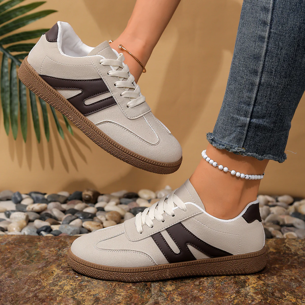 Damen Freizeitsneaker mit sportlicher Silhouette und rutschfester Sohle Heidi Mode