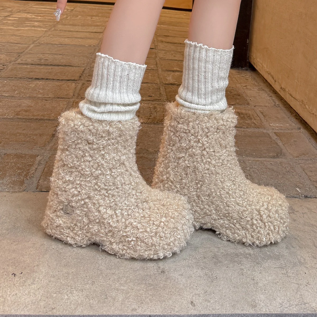 Damen Furry Boots im modernen Design Heidi Mode