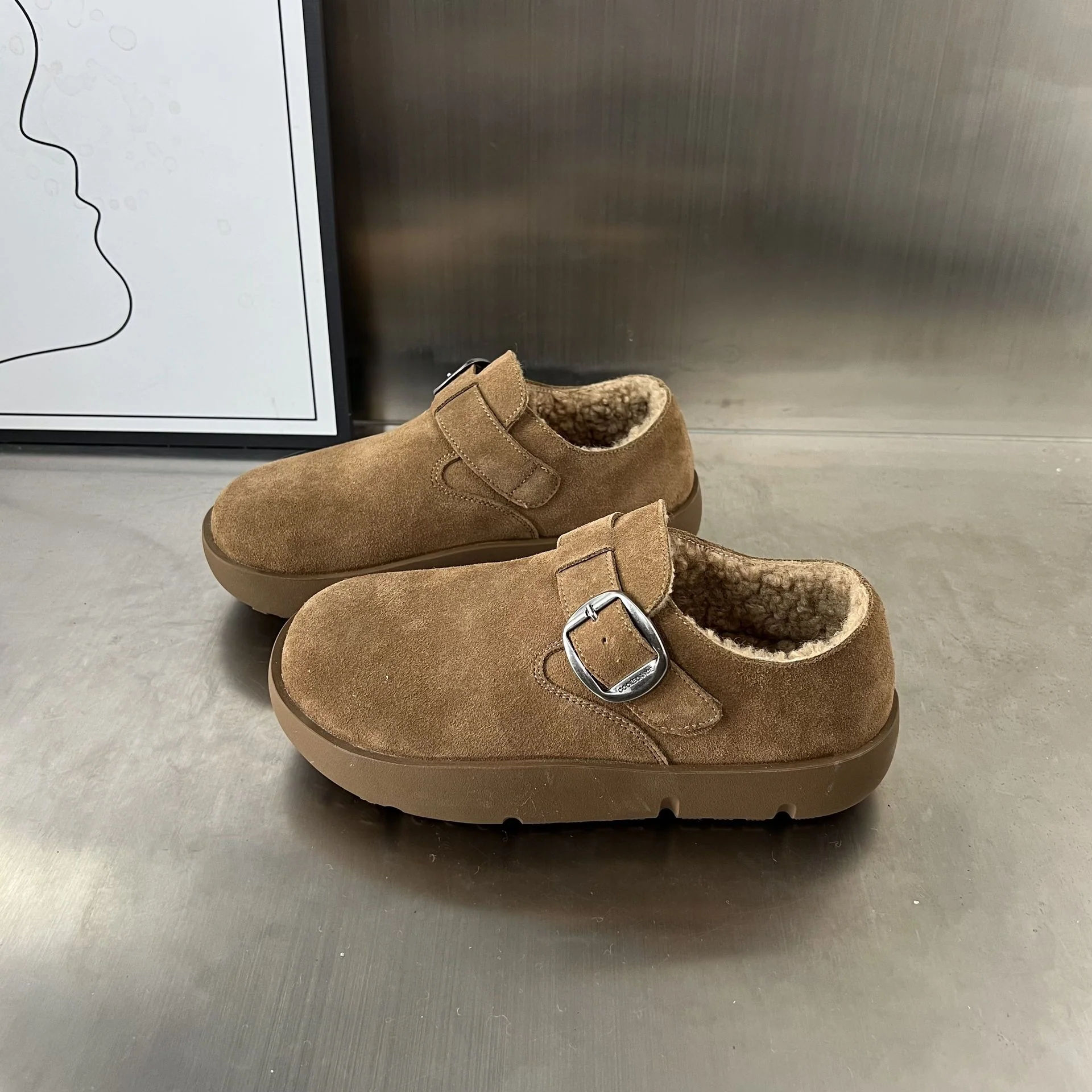 Damen Gemütliche Clogs mit weichem Futter und modischem Schnallenverschluss Heidi Mode