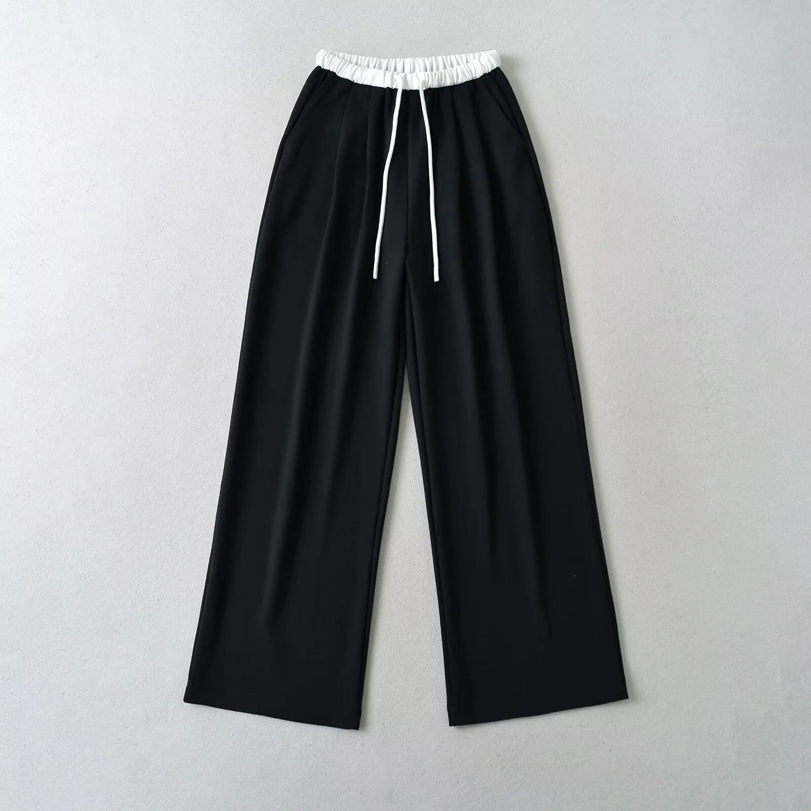 Damen Gemütliche Sweatpants mit Elastischem Bund und Seitlichen Taschen Heidi-Mode - Image 4