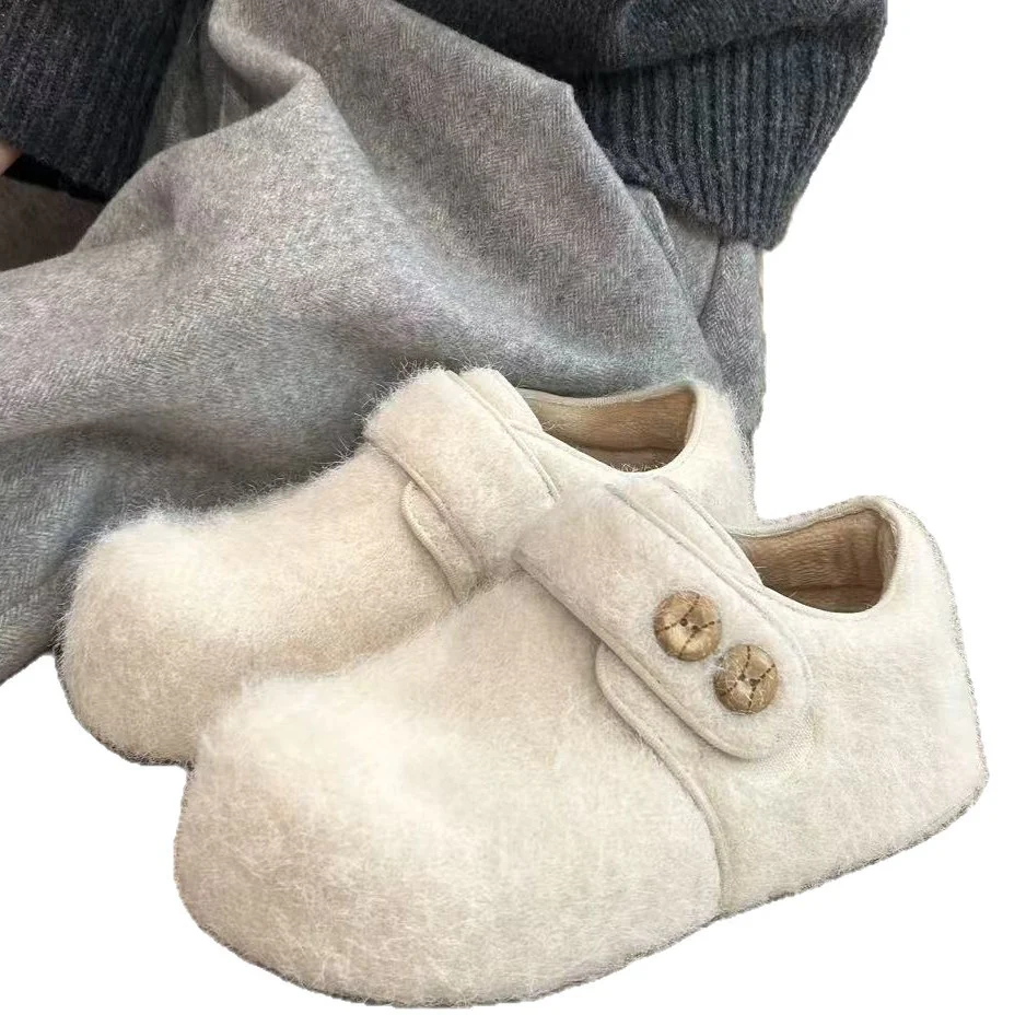 Damen Hausschuhe aus hochwertigem Filz mit praktischem Knopfverschluss Heidi Mode - Image 5