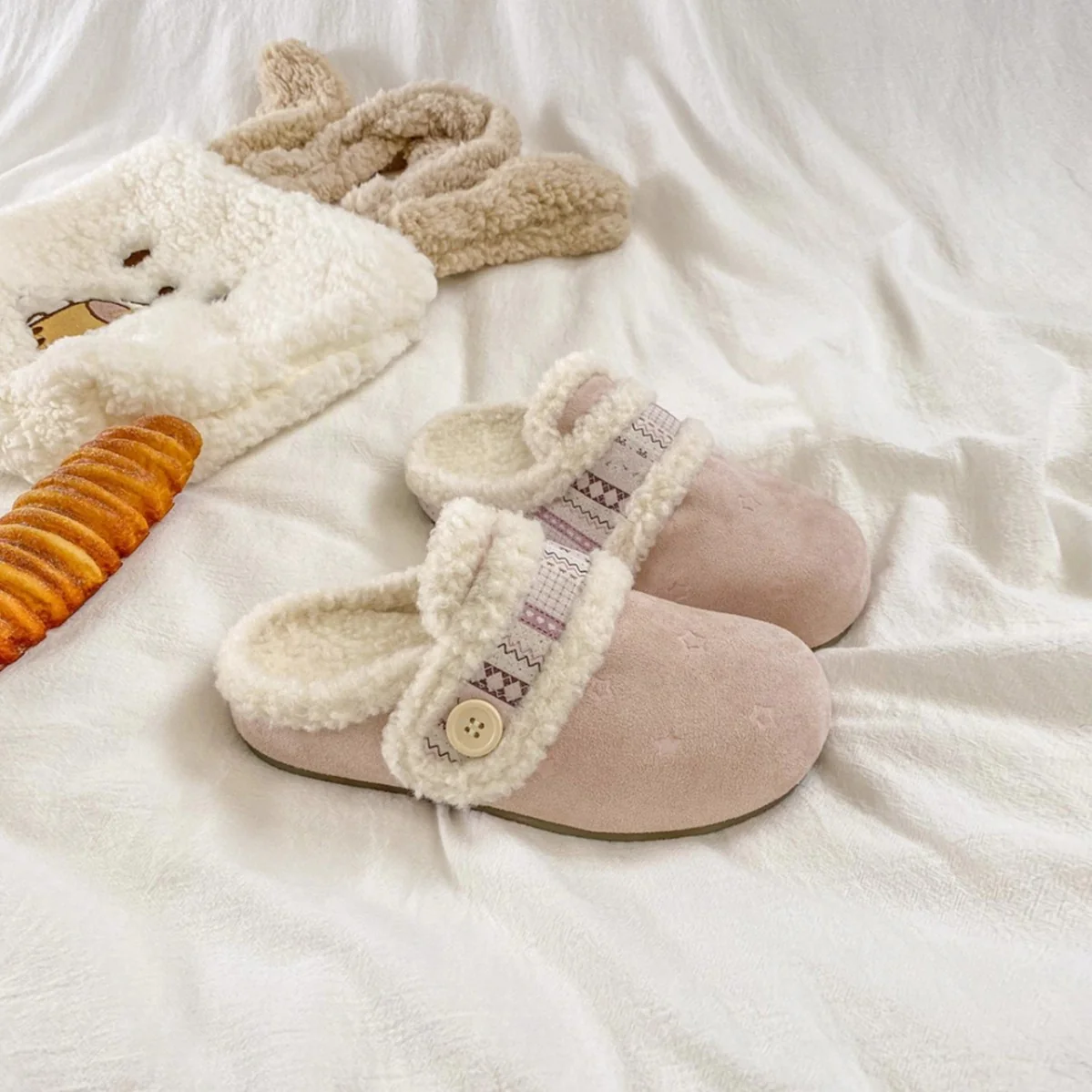 Damen Hausschuhe mit kuscheligem Innenfutter und modischen Akzenten Heidi Mode - Image 2