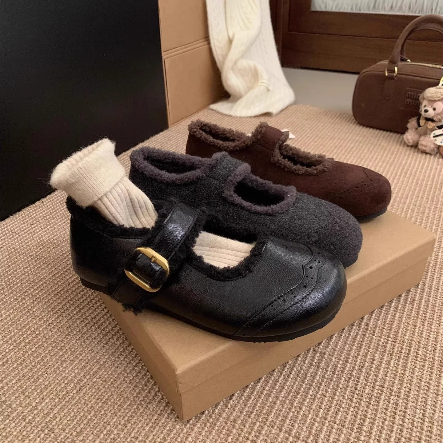 Damen Hausschuhe mit verstellbarem Riemen und kuscheligem Innenfutter Heidi Mode - Image 3