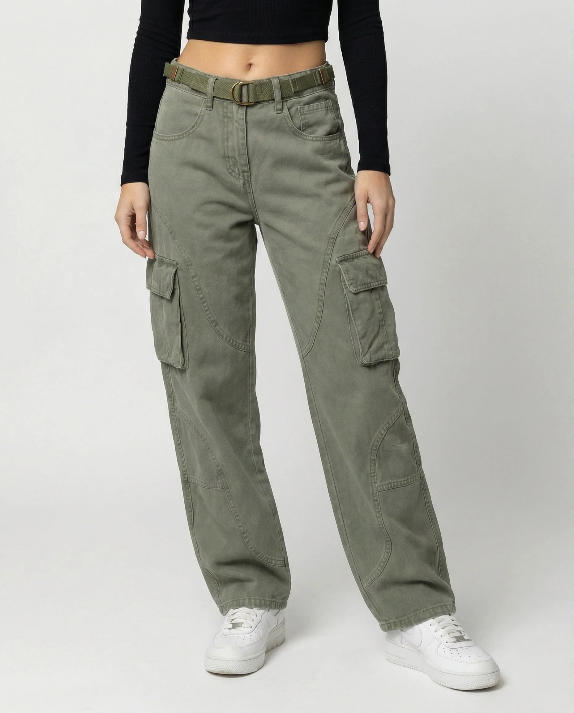 Damen hochgeschnittene Cargohose mit weitem Bein, verstärkten Kniepartien und integriertem Textilgürtel Heidi-Mode