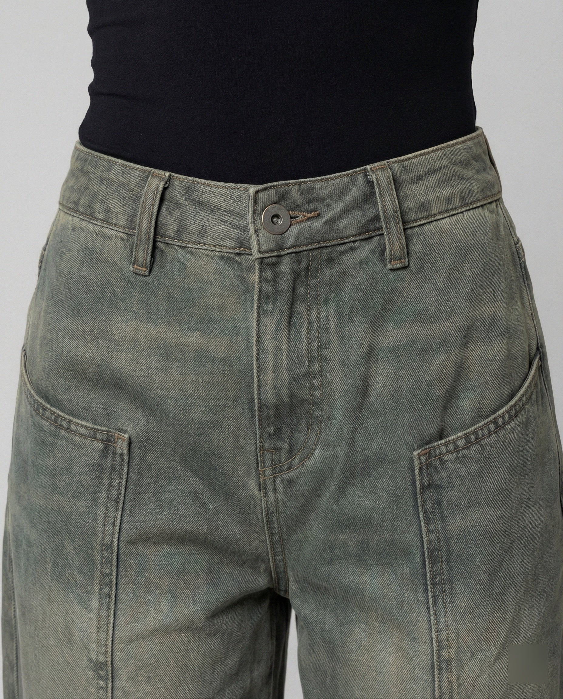 Damen hochgeschnittene weite Cargohose mit aufgesetzten Fronttaschen, markanten Abnähern und elastischem Saum Heidi-Mode - Image 3