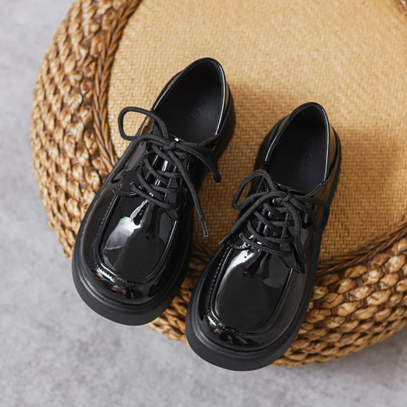 Damen Hochglänzende Komfortschuhe mit Schnürung Heidi Mode