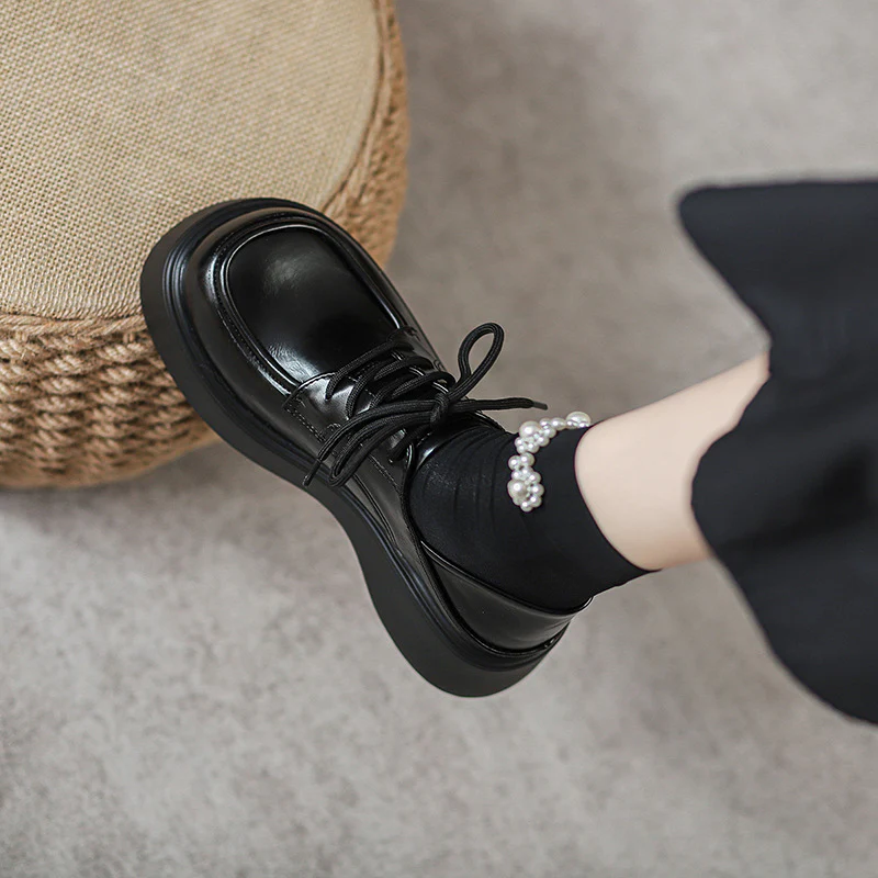 Damen Hochglänzende Komfortschuhe mit Schnürung Heidi Mode - Image 4