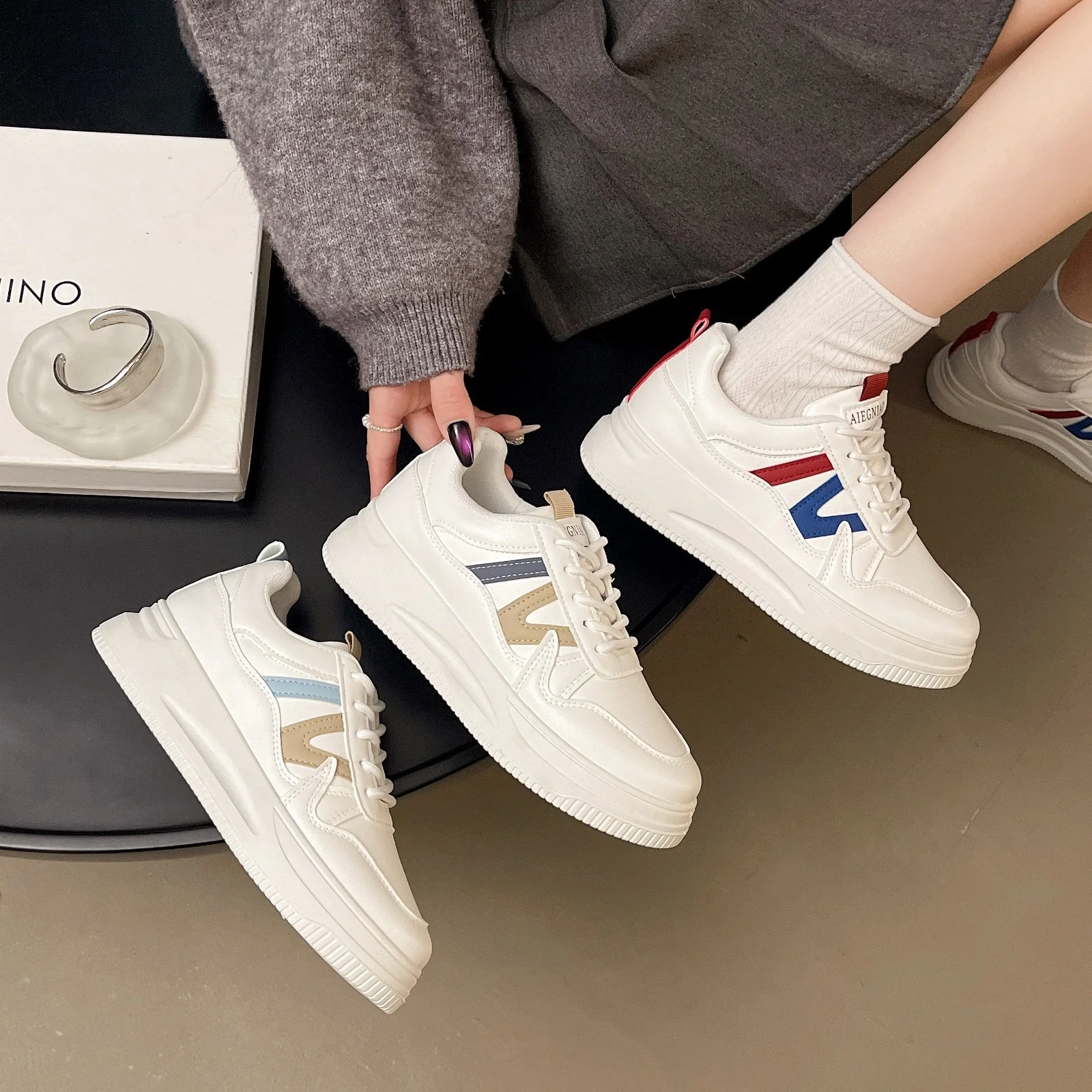 Damen Hohe Plattform-Sneaker mit orthopädischer Dämpfung und stylischem Design Heidi Mode - Image 2