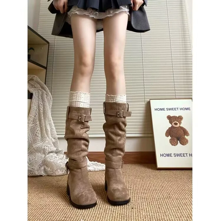 Damen hohe Stiefel mit modischen Details und rutschfester Sohle Heidi Mode - Image 3