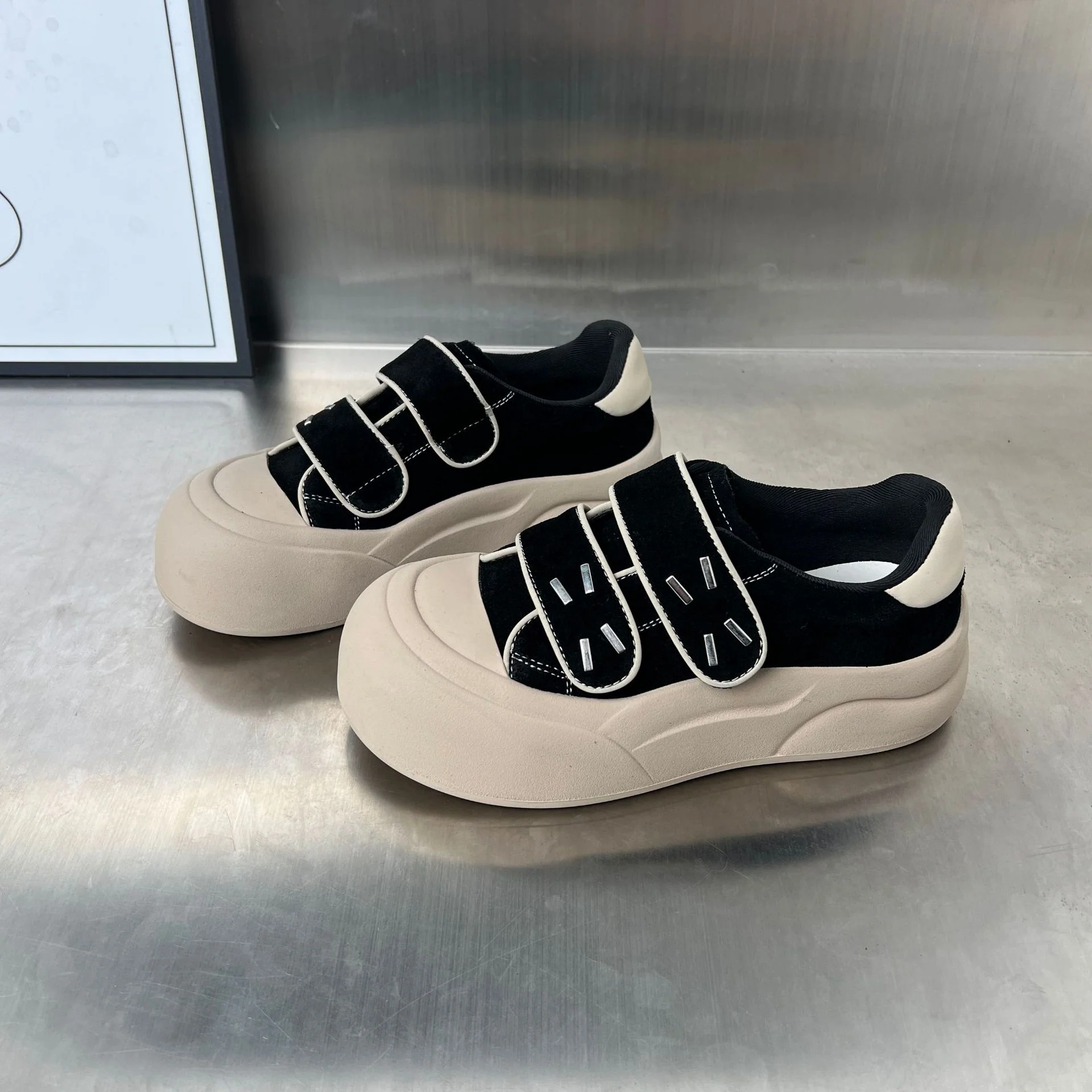 Damen Innovative Chunky Sneakers mit praktischen Klettverschlüssen Heidi Mode - Image 7